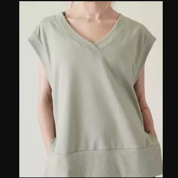 Athleta Retroterry V-Neck Sweatshirt Tee In Fern Green Women's Size M - Picture 2 of 5